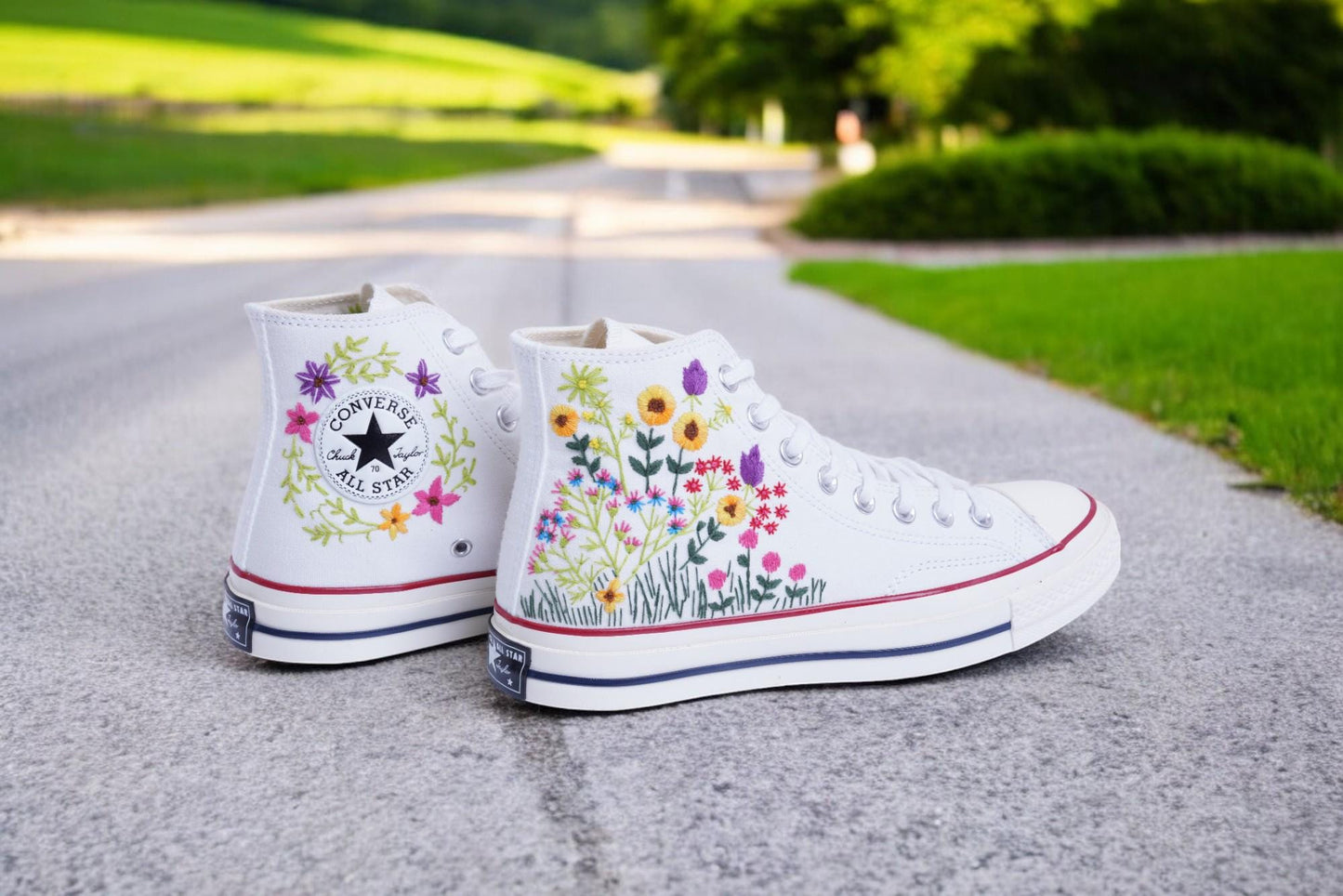 Converse Custom Floral Embroidery, Gift for Best Friend, Converse Custom Name, Floral Embroidered Sneakers Custom, Best Friend Gifts