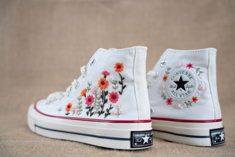 Gerbera Floral Garden Hand Embroidery Converse, Handmade And Customizable, Converse Chuck Taylor 1970s