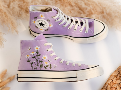 Custom Converse Chuck Taylor Daisy Flower Embroidered Converse Shoes, Daisy Flower and Bee Embroidered Converse Custom, Valentine Gift