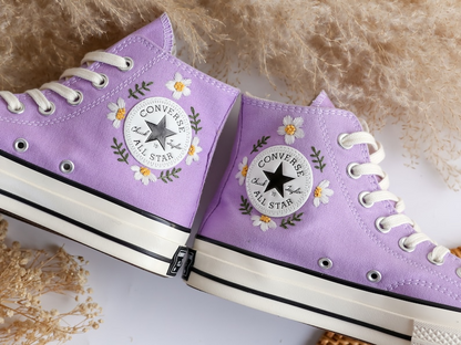 Custom Converse Chuck Taylor Daisy Flower Embroidered Converse Shoes, Daisy Flower and Bee Embroidered Converse Custom, Valentine Gift