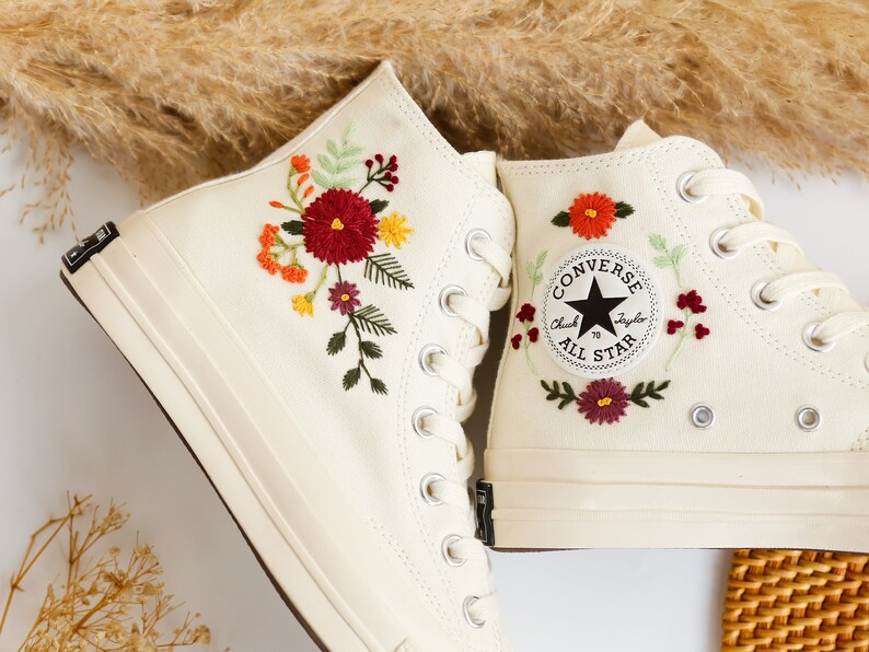 Wedding Shoes for Bride, Bridal Flower Embroidered Converse Custom, Wedding Flower Embroidered Sneakers, Personalized Bridal Sneaker