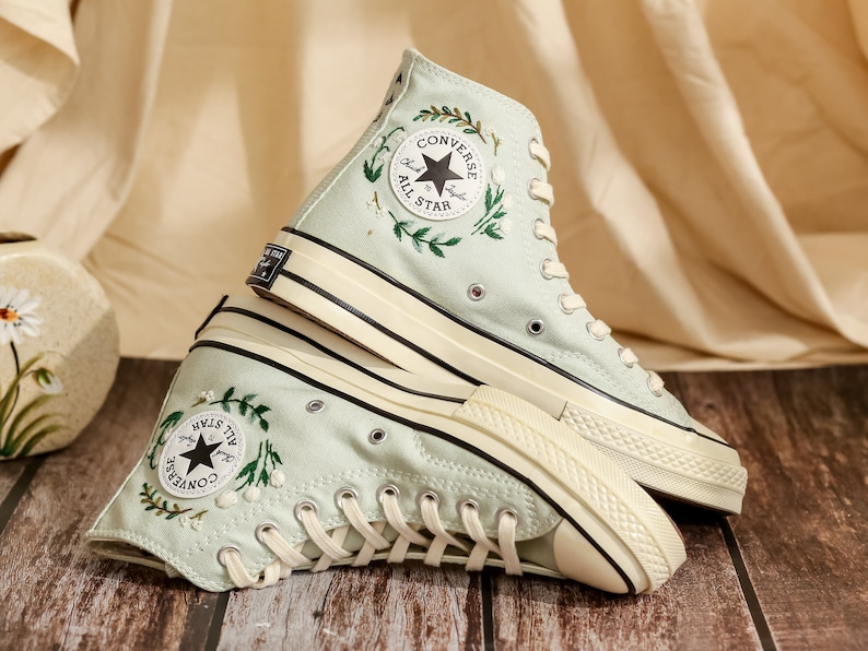 Customized Embroidered Converse High Tops, Flower Embroidered Shoes Women, Personalized Sneakers, Wedding Converse for Bride, Handmade Gift