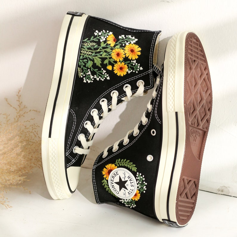 Embroidered Converse Sunflower and Queen Anne's lace, Converse High Tops Chuck Taylor Embroidered Sunflower, Sunflower Embroidered Converse