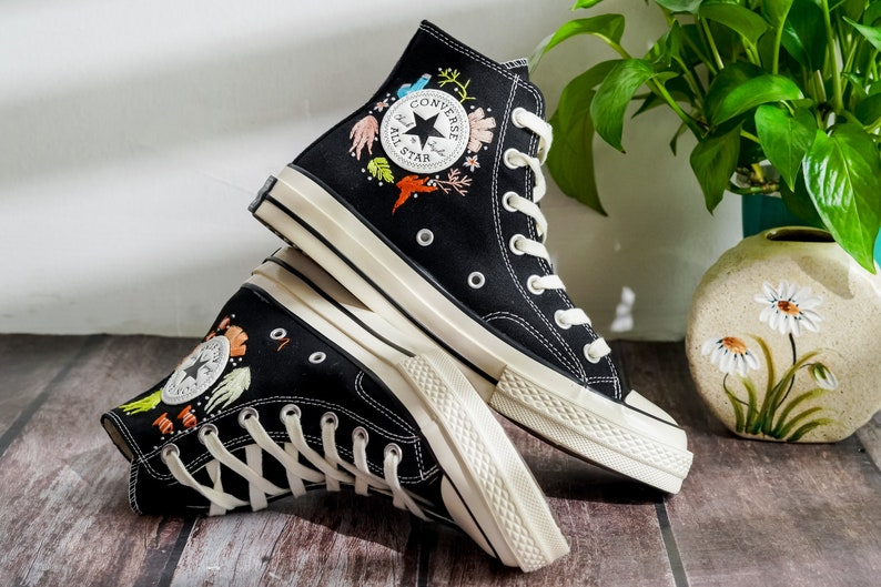 Custom Embroidered Converse High Tops, Shoes Embroidered With A Variety Of Colorful Sea Creatures, Jellyfish Embroidery, Gifts For Daughter