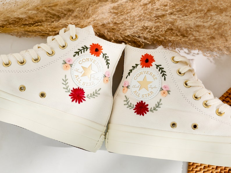 Wedding Sneakers Platform for Bride, Bridal Flower Embroidered Converse Platform, Name and Date Embroidered Shoes, Personalized Bridal Shoes