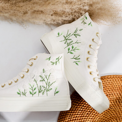 Wedding Converse Platform Embroidered Flower, White Flower Embroidered Shoes Custom, Bridal Flower Embroidery Shoes for Bride, Wedding Gift