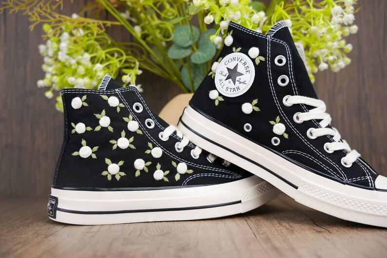 Custom Embroidered Converse Chuck Taylor, White Roses Hand Embroidered Converse, Wedding Flowers Shoes