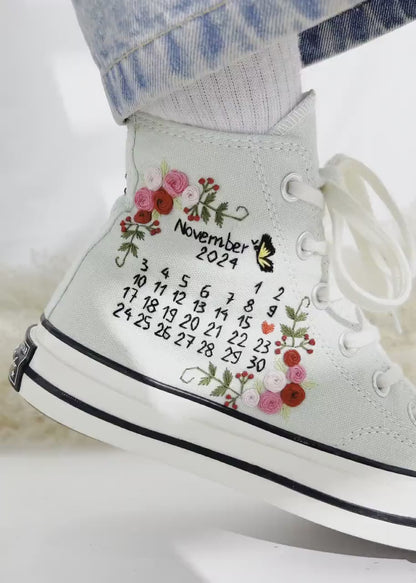 Bridal Converse Embroidery Flowers, Wedding Shoes for Bride, Wedding Flower Embroidered Converse, Bridal Converse Custom, Custom Wedding